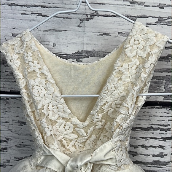 Madeleine Dress Ivory - Size 2T/3T - Picture 8 of 10